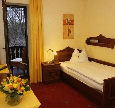 Hotel Waldhaus Eifel Gondorf Exterior foto